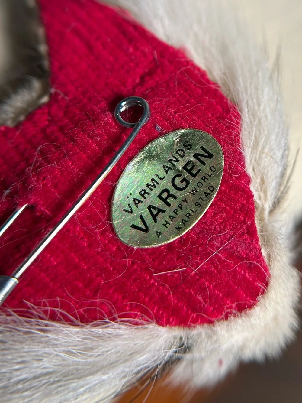 Vintage Värmlands Vargen Furry Wolf Brooch Pin Swedish
